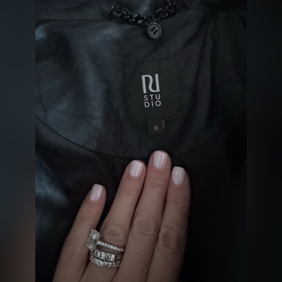 Beautiful Jacket🐆 - Picture 6 of 7